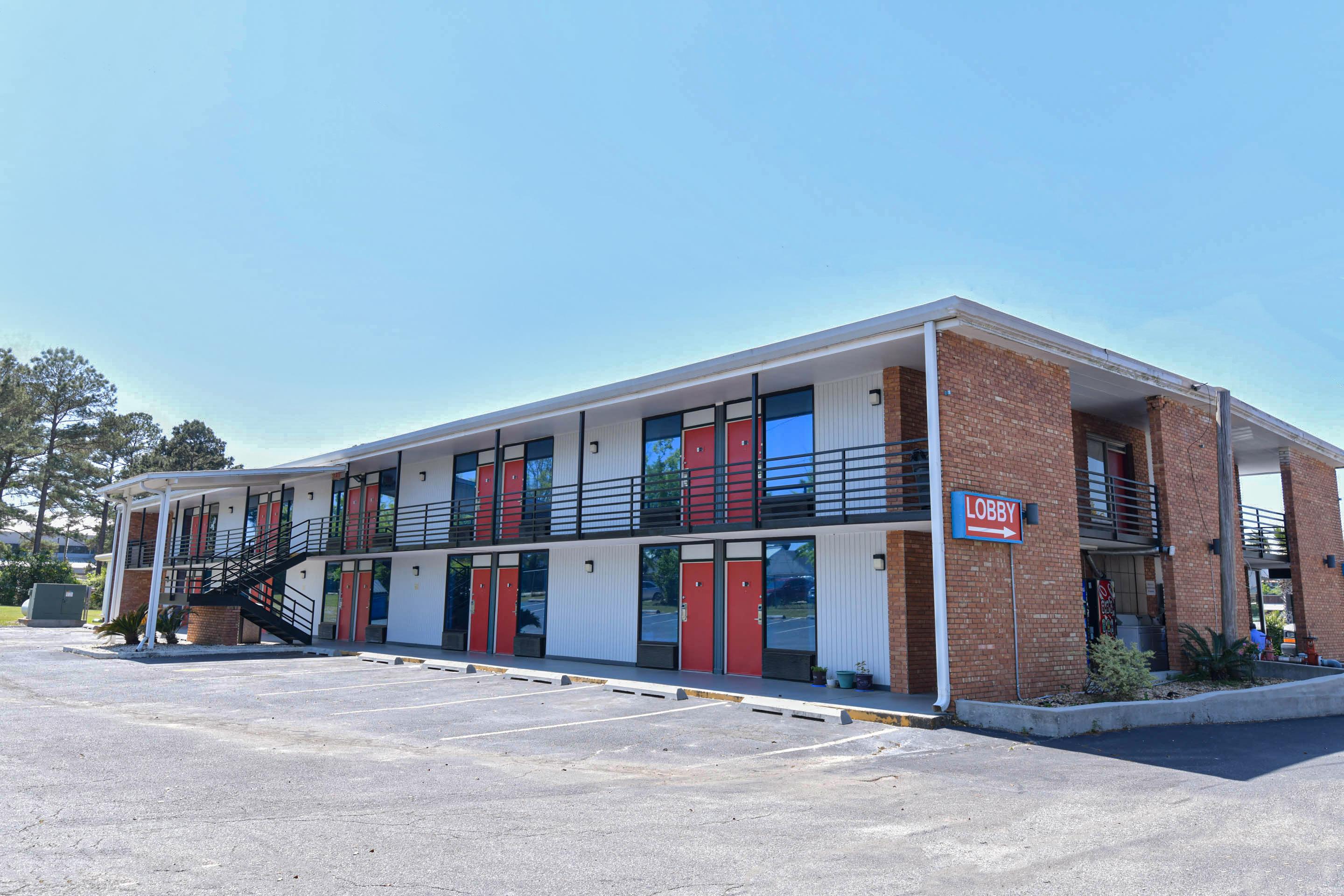 Oyo Hotel Valdosta Ga I-75 Exterior photo